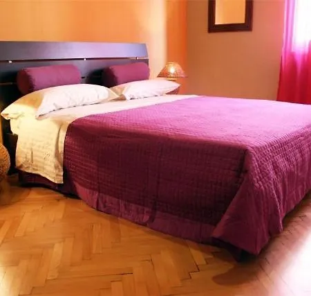 Bed & Breakfast Quo Vadis Arena *